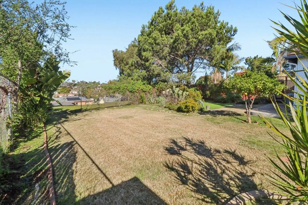 https://cdn.realtyfeed.com/cdn/127/306603252/0a2ad8384c6b700671e09af8ccaab1ce.webp