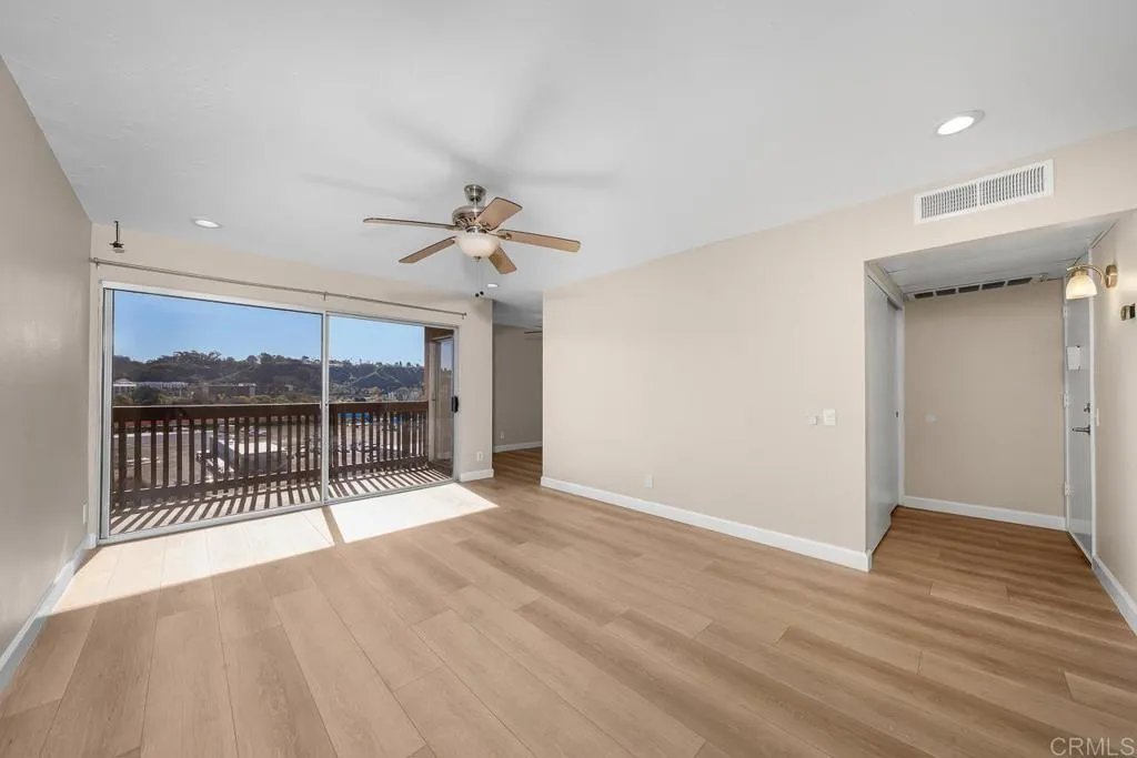 Photo #24: PTP2509118 Listing: Photo #24