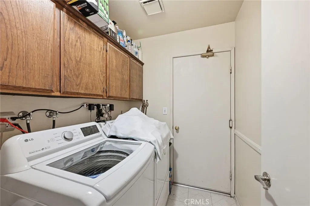 https://cdn.realtyfeed.com/cdn/127/306603290/3aa5be7a779529e12d0a624a990be8e1.webp