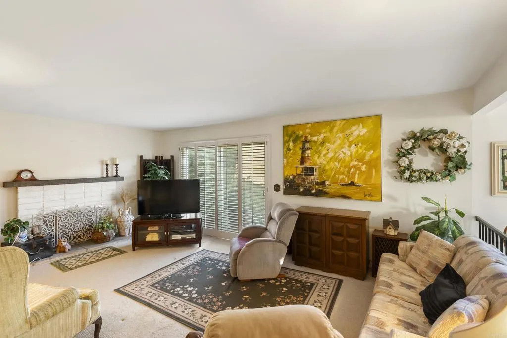 https://cdn.realtyfeed.com/cdn/127/306603316/1ae2a5e03ed13efe006d270758f90032.webp