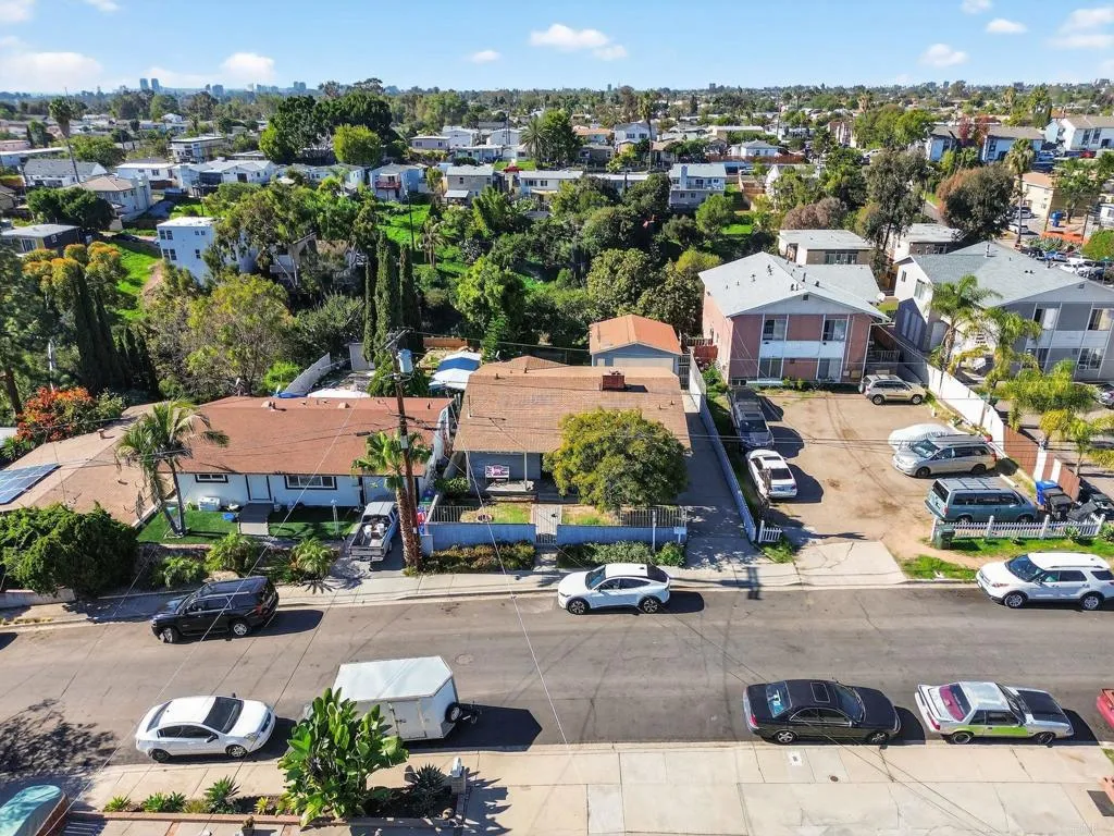 https://cdn.realtyfeed.com/cdn/127/306603396/4dc7ff567a82ac47217067822a416b54.webp