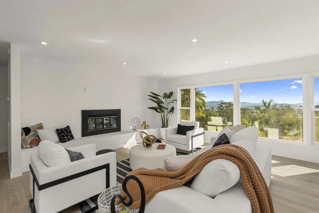 874 Hacienda Drive, El Cajon, CA, 92020