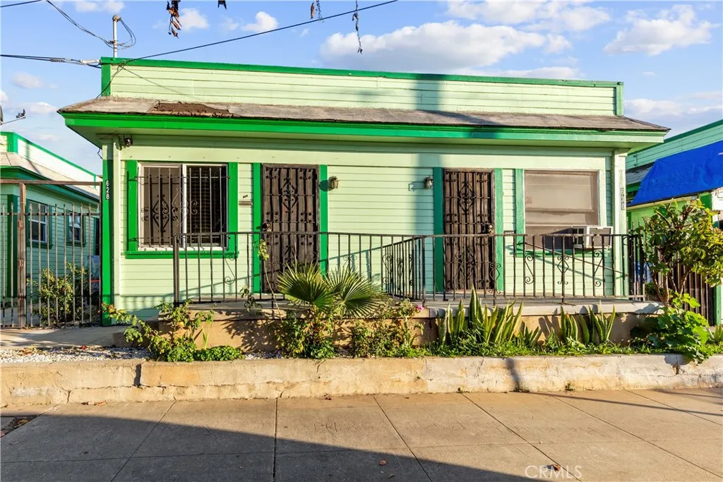 624 Spence, Los Angeles, CA 90023 - Photo 4 of 12, Los Angeles, CA