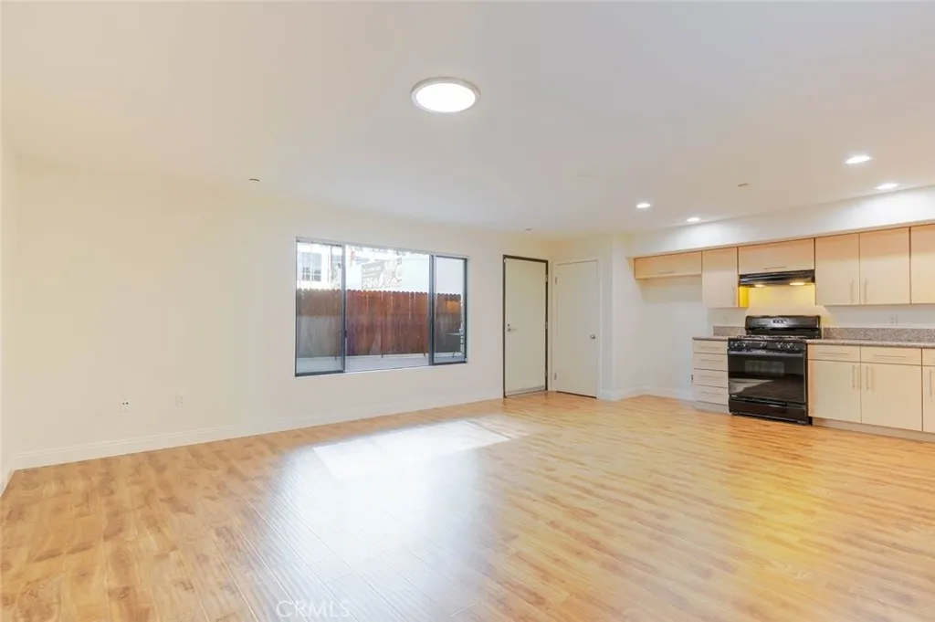 1466 Tamarind Avenue Unit 103, Los Angeles, CA 90028 - Photo 4 of 17, Los Angeles, CA