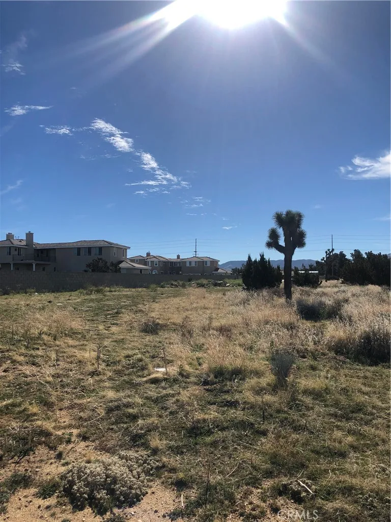 Lancaster, CA 93536