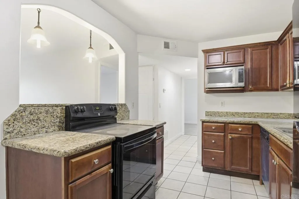 Photo #12: PTP2509126 Listing: Photo #12