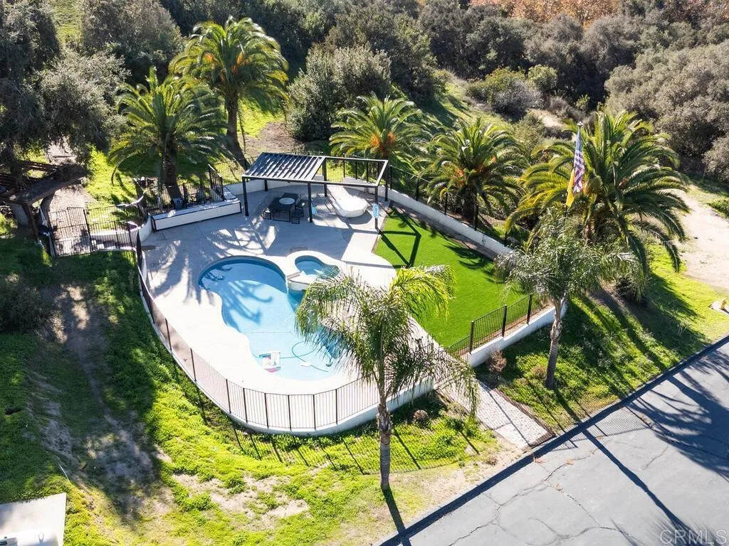 https://cdn.realtyfeed.com/cdn/127/306603586/49dacedcdce968bde52d28e367f46692.webp
