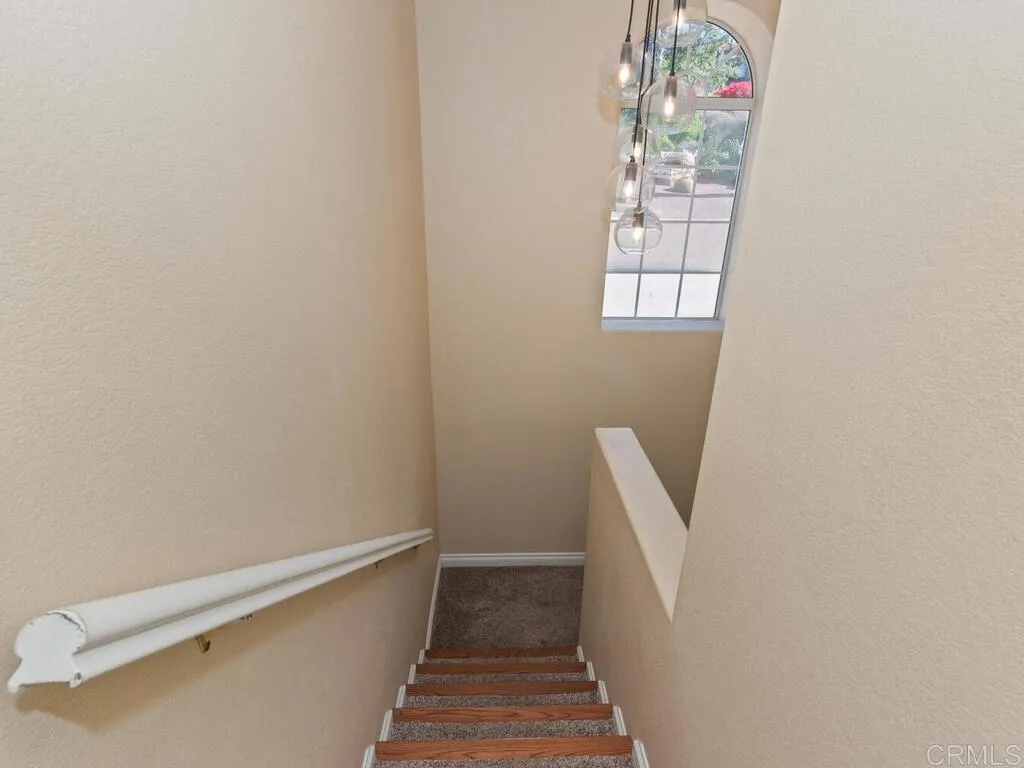 https://cdn.realtyfeed.com/cdn/127/306603586/68758d354c5c44c84073396a3fa6adb2.webp
