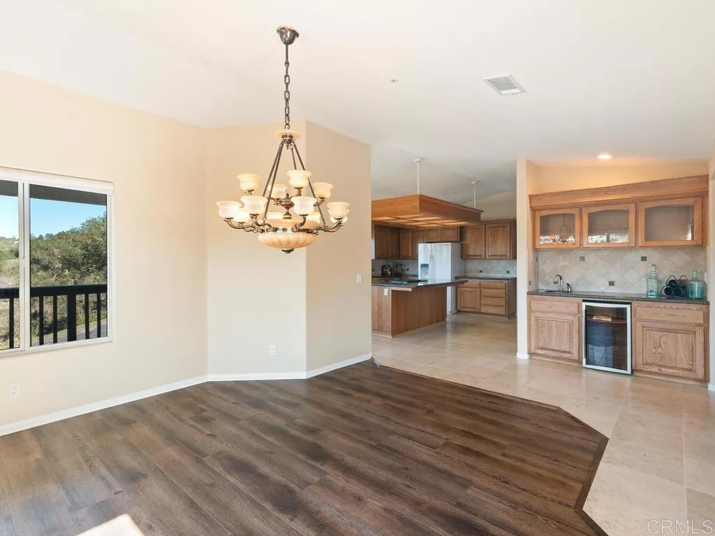 https://cdn.realtyfeed.com/cdn/127/306603586/69a4c95ab2bfedfefd086dfef16d7ee1.webp