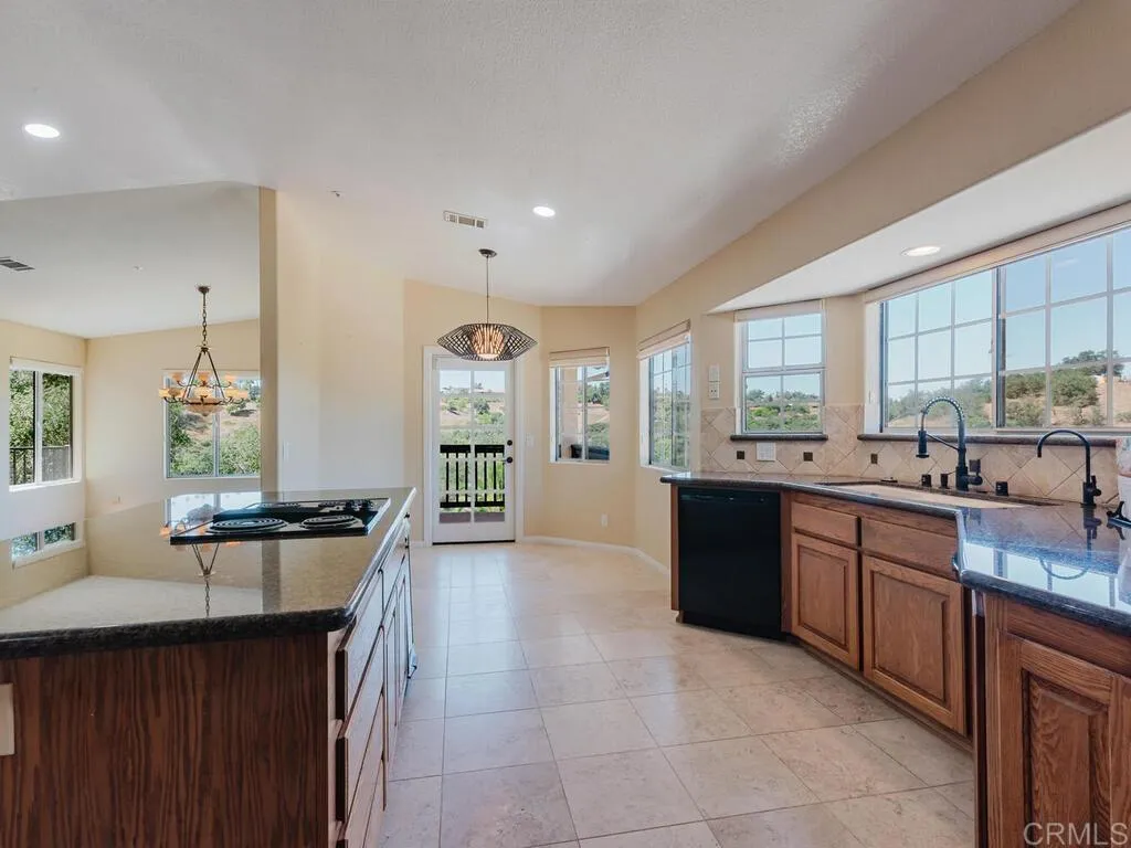 https://cdn.realtyfeed.com/cdn/127/306603586/d5ebb5b7c57054ca0d54a7ea358a1ef7.webp