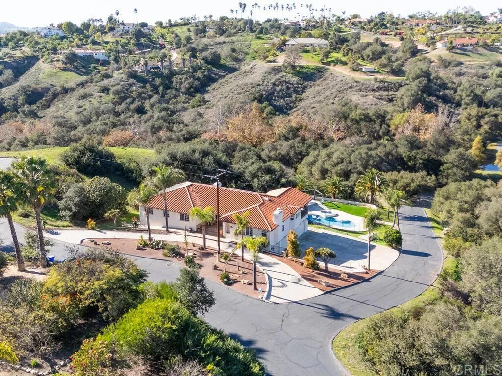https://cdn.realtyfeed.com/cdn/127/306603586/ed9b53af5ee4723dd5290c67ed02e6c4.webp
