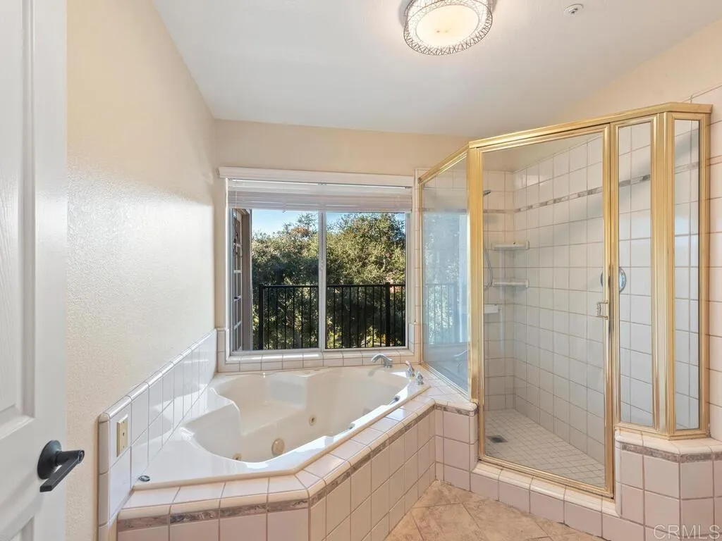 https://cdn.realtyfeed.com/cdn/127/306603586/fafbffa699c732f19b7f0face01290f8.webp