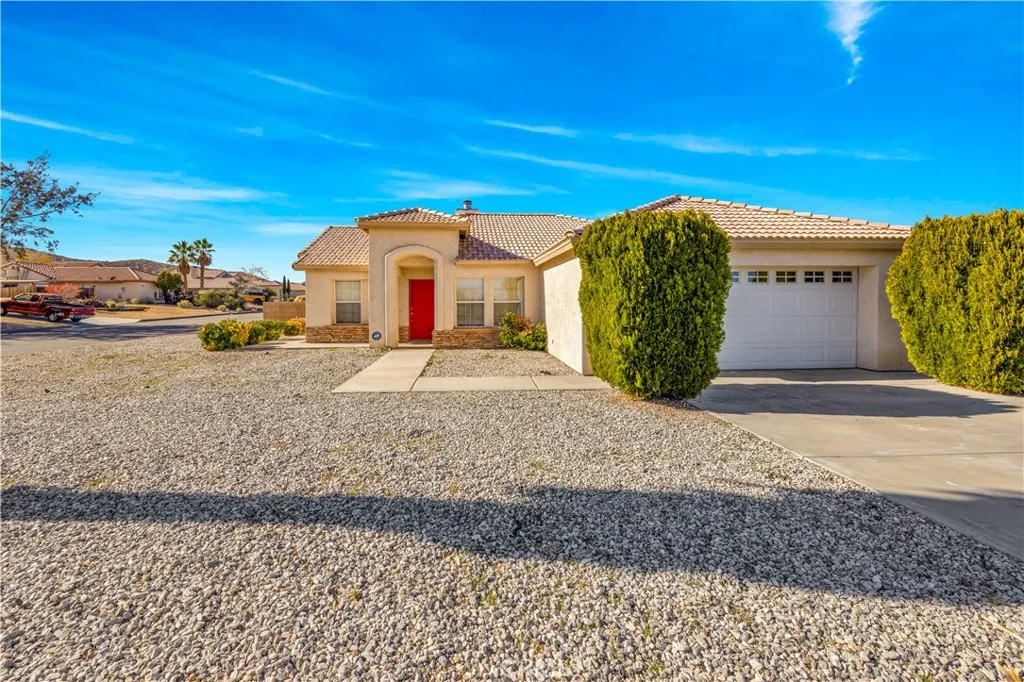7748 Megan Court, Yucca Valley, CA 92284 - Photo 4 of 48, Yucca Valley, CA
