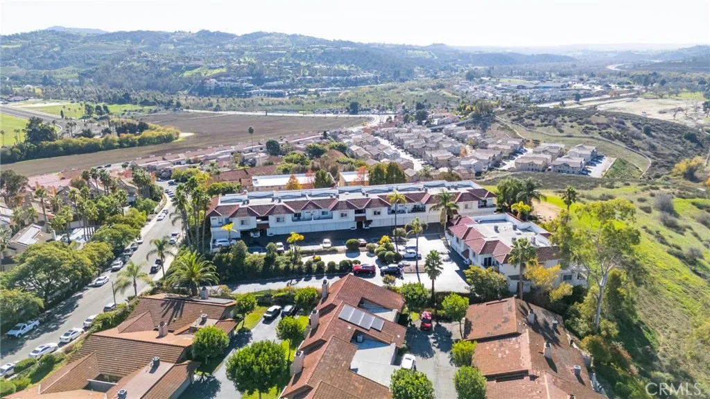 https://cdn.realtyfeed.com/cdn/127/306603640/0cf68ee5bae4f3ef3d11f9099aa8f356.webp