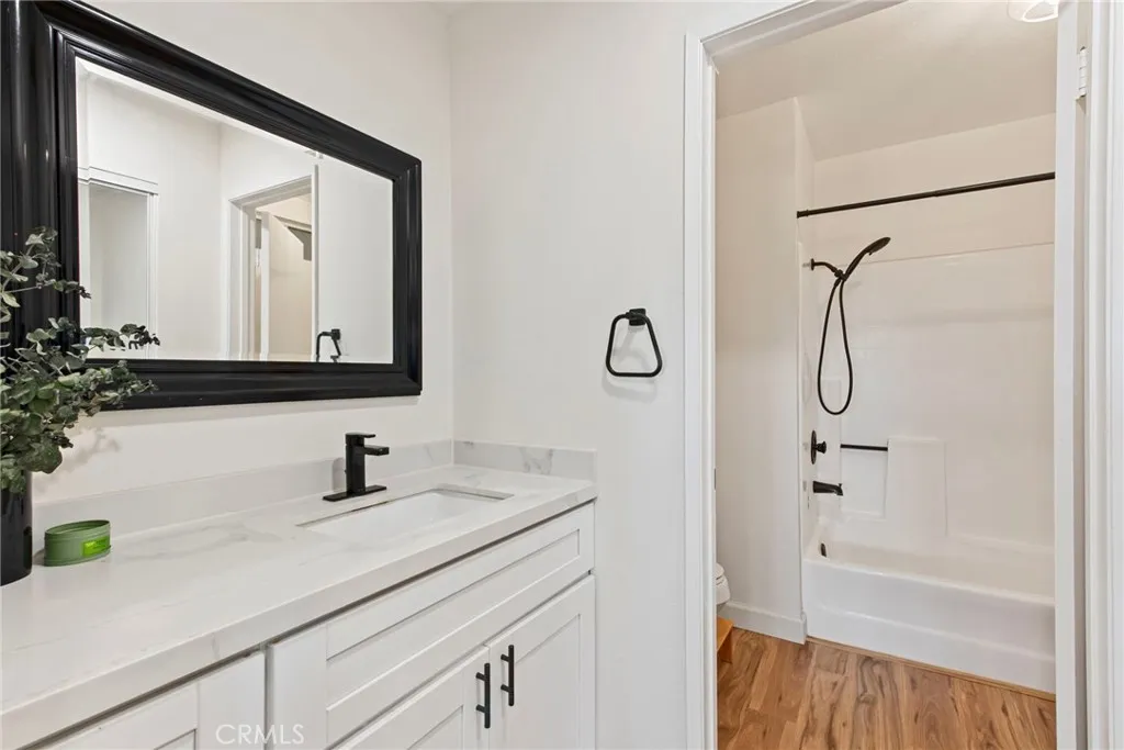 https://cdn.realtyfeed.com/cdn/127/306603640/0f61737dd6bd0927953eb9bd09c66443.webp