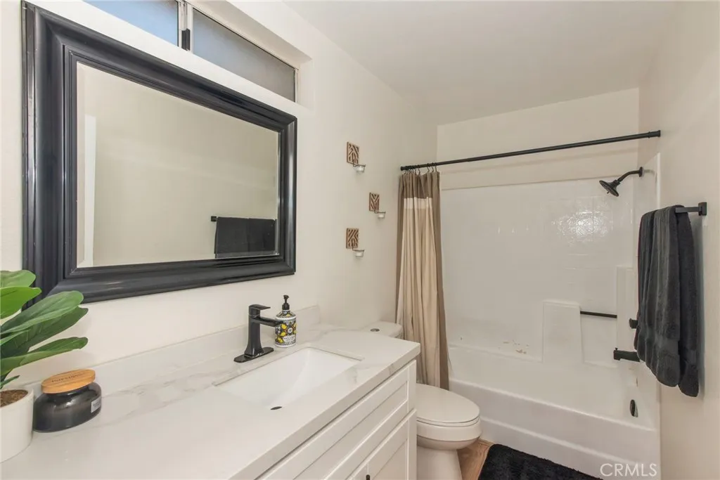 https://cdn.realtyfeed.com/cdn/127/306603640/9d449060c99122c763bd0cebf06497f4.webp