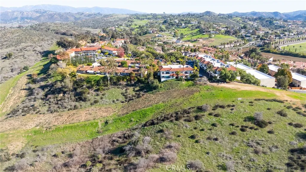 https://cdn.realtyfeed.com/cdn/127/306603640/aefa6aee52ef58a703807bdff667b5c8.webp