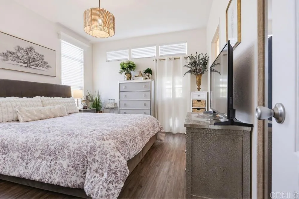 https://cdn.realtyfeed.com/cdn/127/306603677/cf626ed3e529d8723d51e1ce0089a176.webp