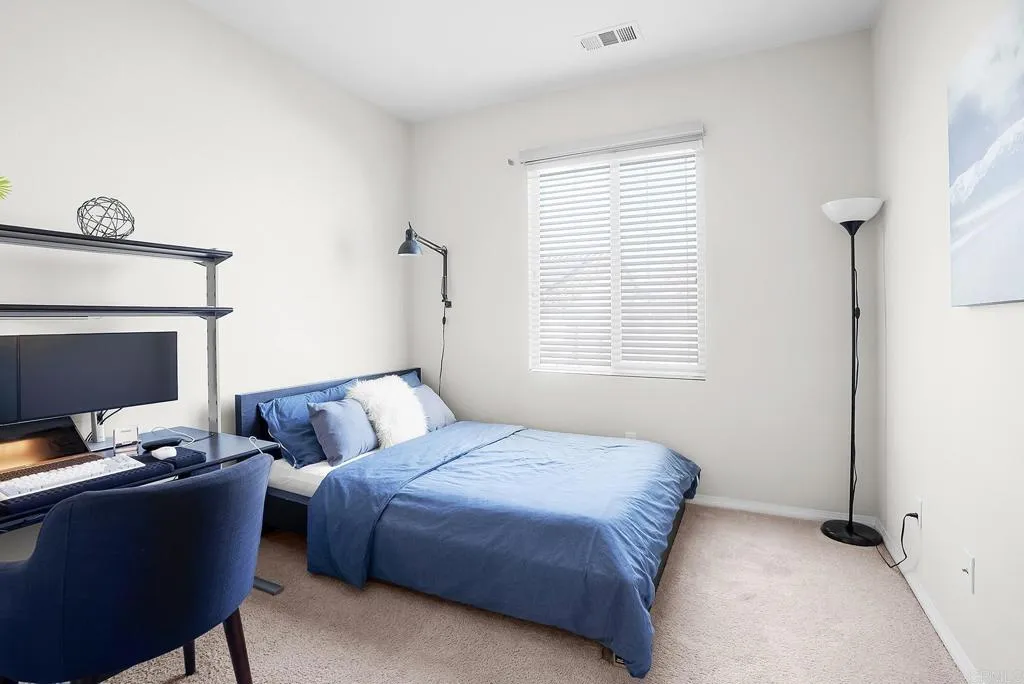 https://cdn.realtyfeed.com/cdn/127/306603686/047d30192f559165c0f620a7022b2a61.webp