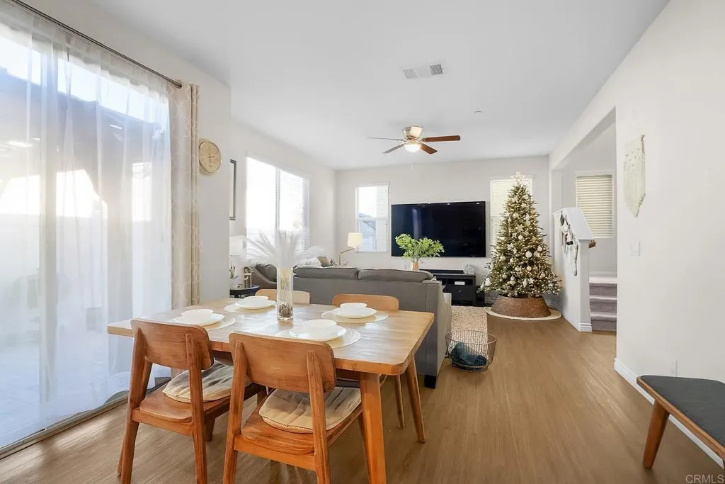 https://cdn.realtyfeed.com/cdn/127/306603686/8868eff958d8232333fdd9d14b082297.webp