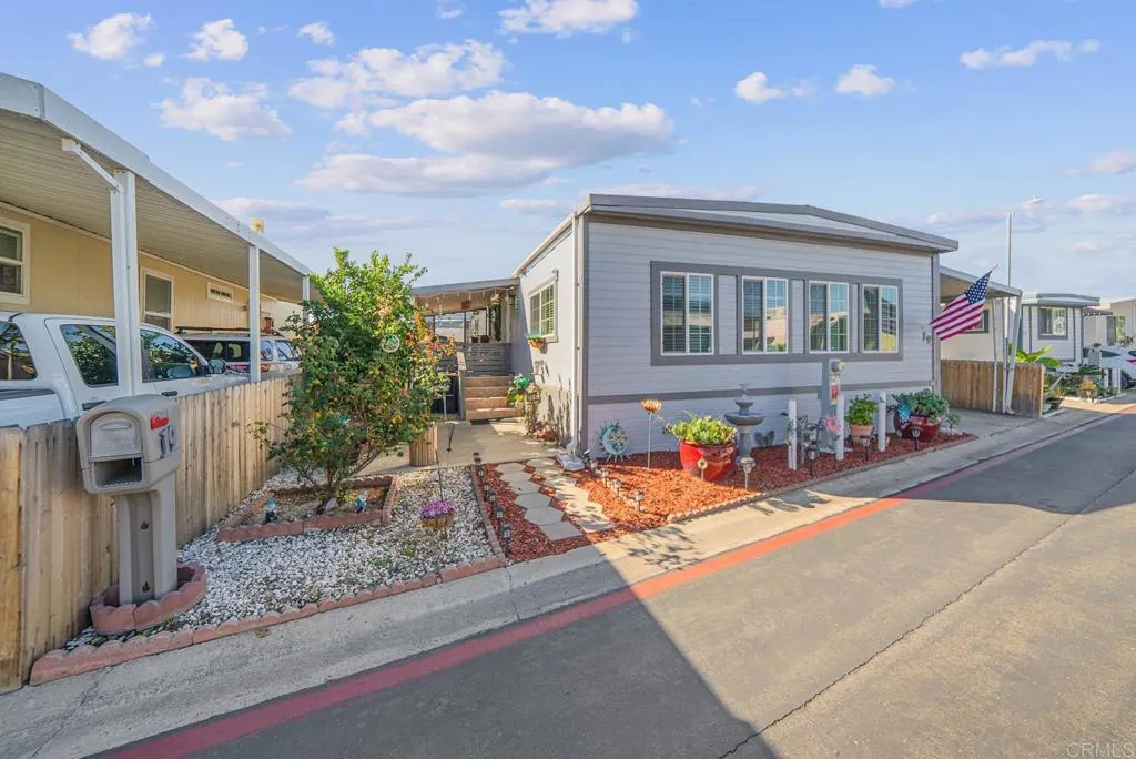 https://cdn.realtyfeed.com/cdn/127/306603879/50440fafb5f5873d27bfcf4cc1091273.webp