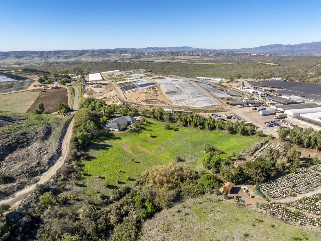 https://cdn.realtyfeed.com/cdn/127/306603888/30b23ed9f49451d9cf46ba922985c9ad.webp