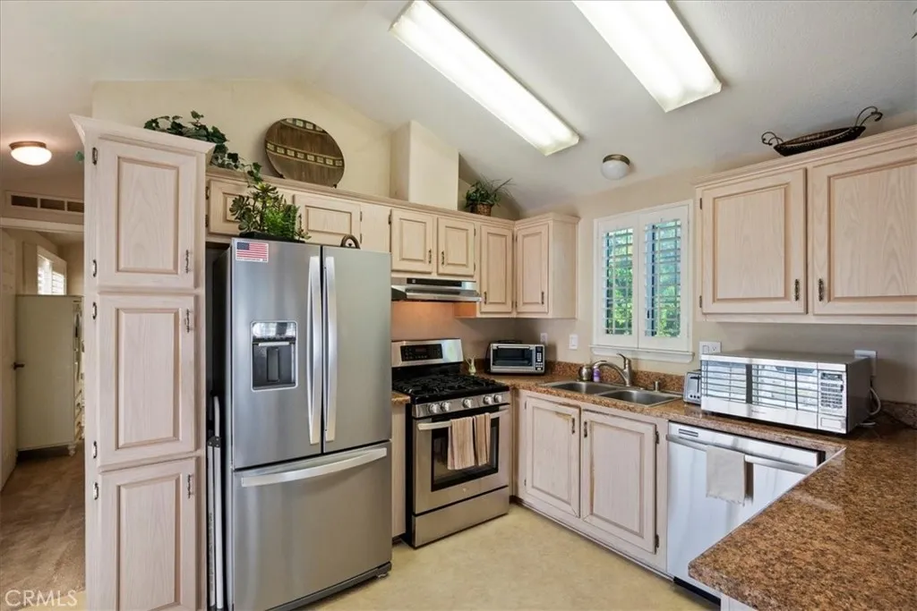 8086 Mission UNIT 18, Jurupa Valley, CA, 92509