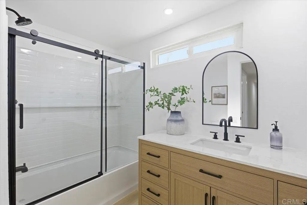 Photo #16: NDP2511445 Listing: Photo #16