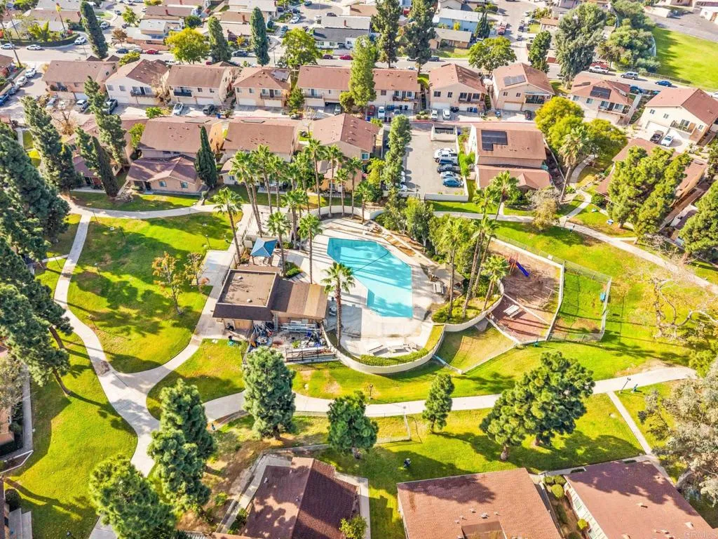 https://cdn.realtyfeed.com/cdn/127/306604127/64075abe91f9574b36c3b096c1a66f98.webp