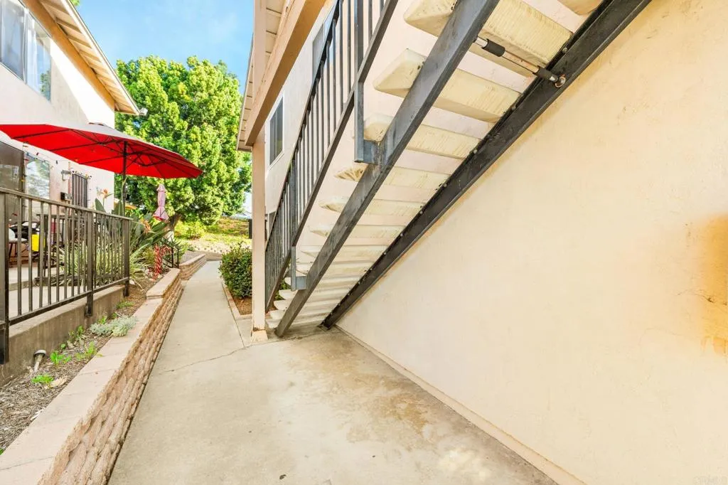 https://cdn.realtyfeed.com/cdn/127/306604127/a6b03943c4f0782657eb3952e981d681.webp