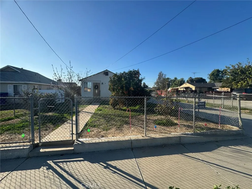 Riverside, CA 92503