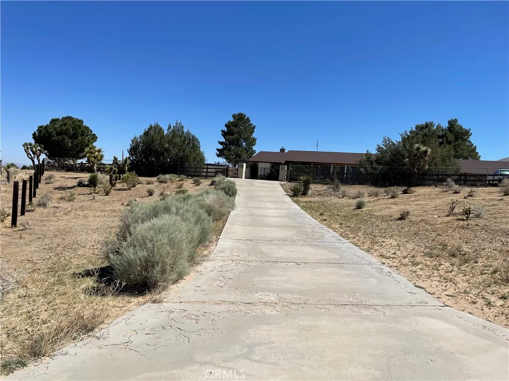Apple Valley, CA 92308