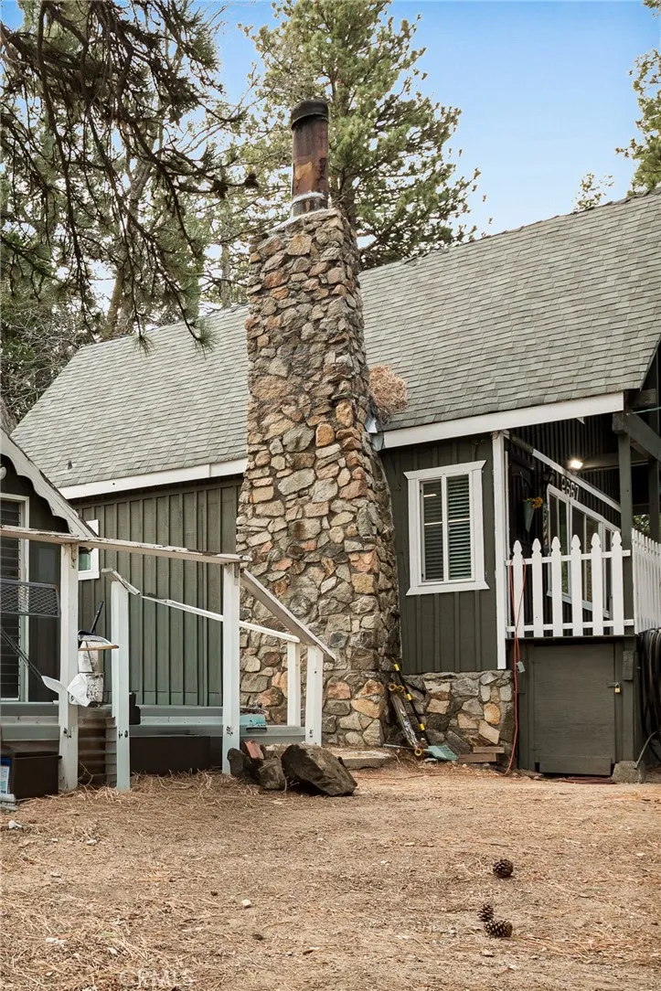 2667 Hunsaker, Running Springs, CA 92382 - Photo 5 of 30, Running Springs, CA