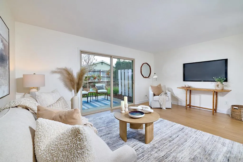 Photo #9: NDP2511447 Listing: Photo #9