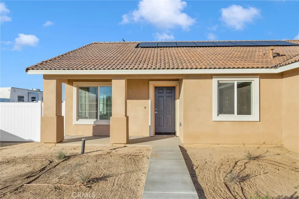 10158 Kemper Avenue, Adelanto, CA 92301 - Photo 5 of 38, Adelanto, CA