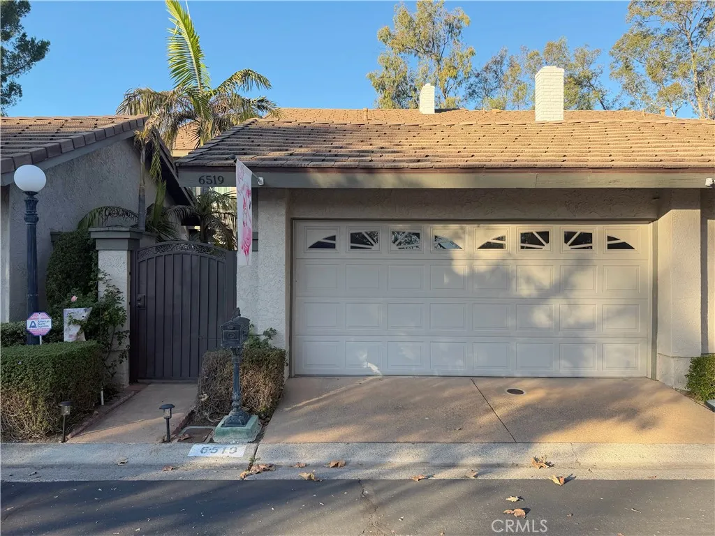 Anaheim Hills, CA 92807