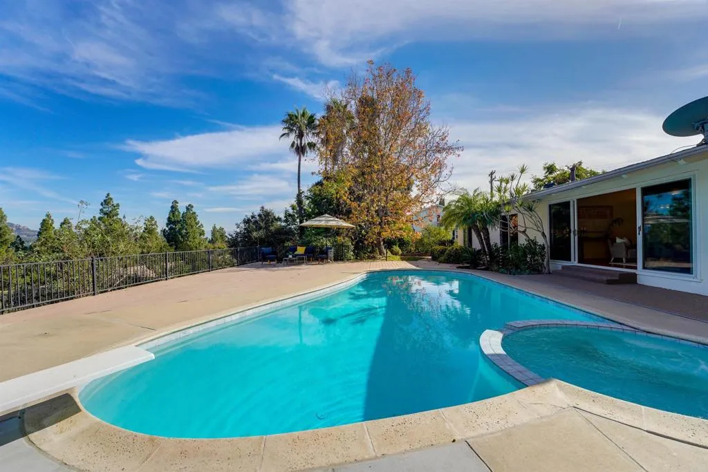 https://cdn.realtyfeed.com/cdn/127/306604392/7887d7211f50992fd294113a80bd8ba0.webp