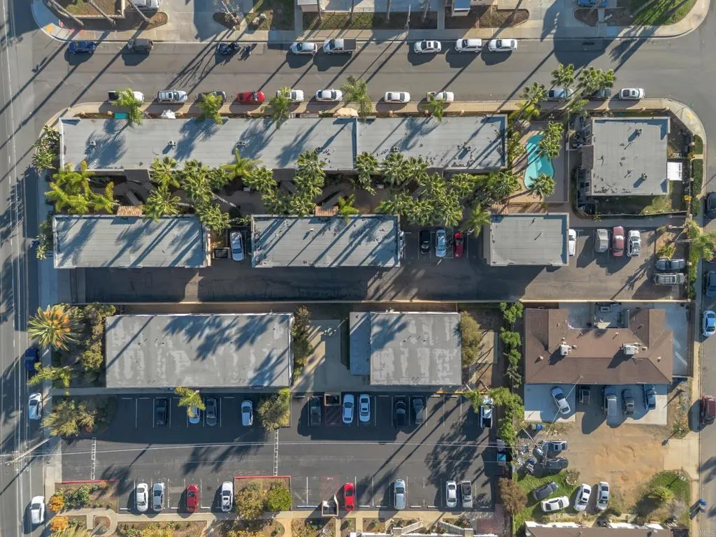 https://cdn.realtyfeed.com/cdn/127/306604445/0a342072141a7f1da2998630b3358ec5.webp