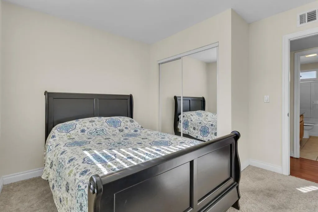 https://cdn.realtyfeed.com/cdn/127/306604445/3f2c6b5b162be1057f811ee94c0c0883.webp