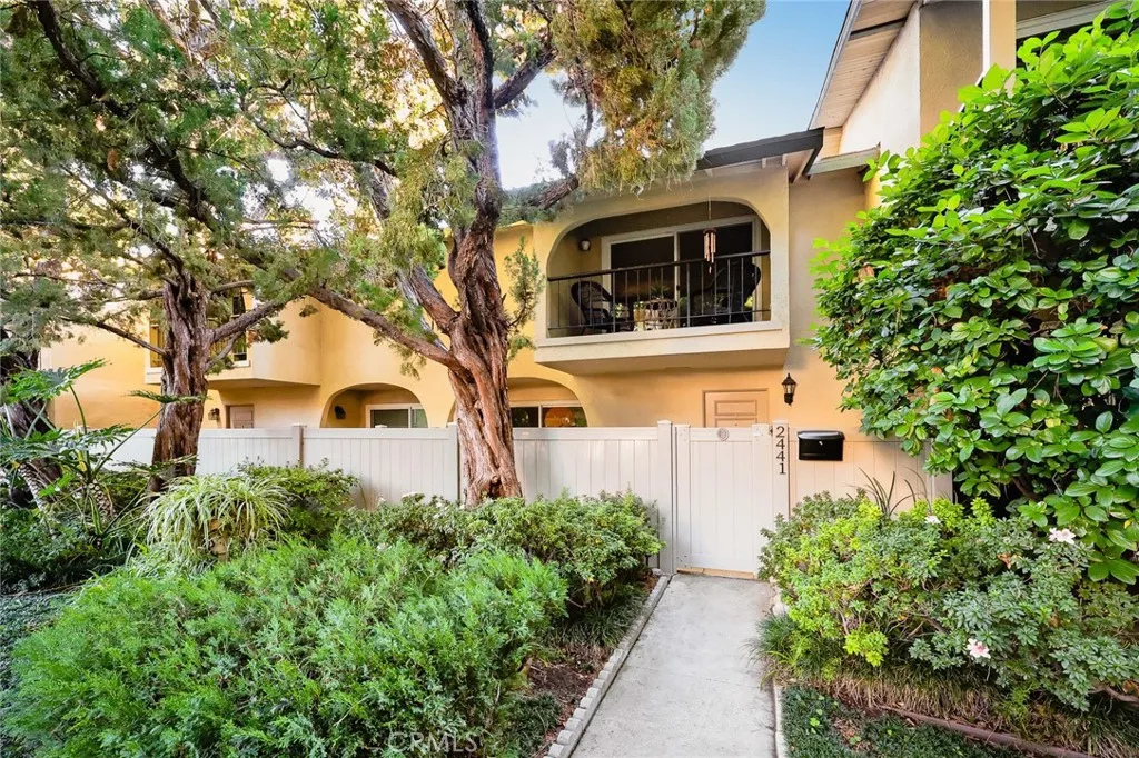 2441 Loma Vista, Pasadena, CA 91104 - Main photo, Pasadena, CA