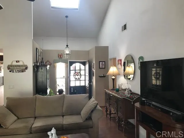 Photo #4: PTP2509160 Listing: Photo #4