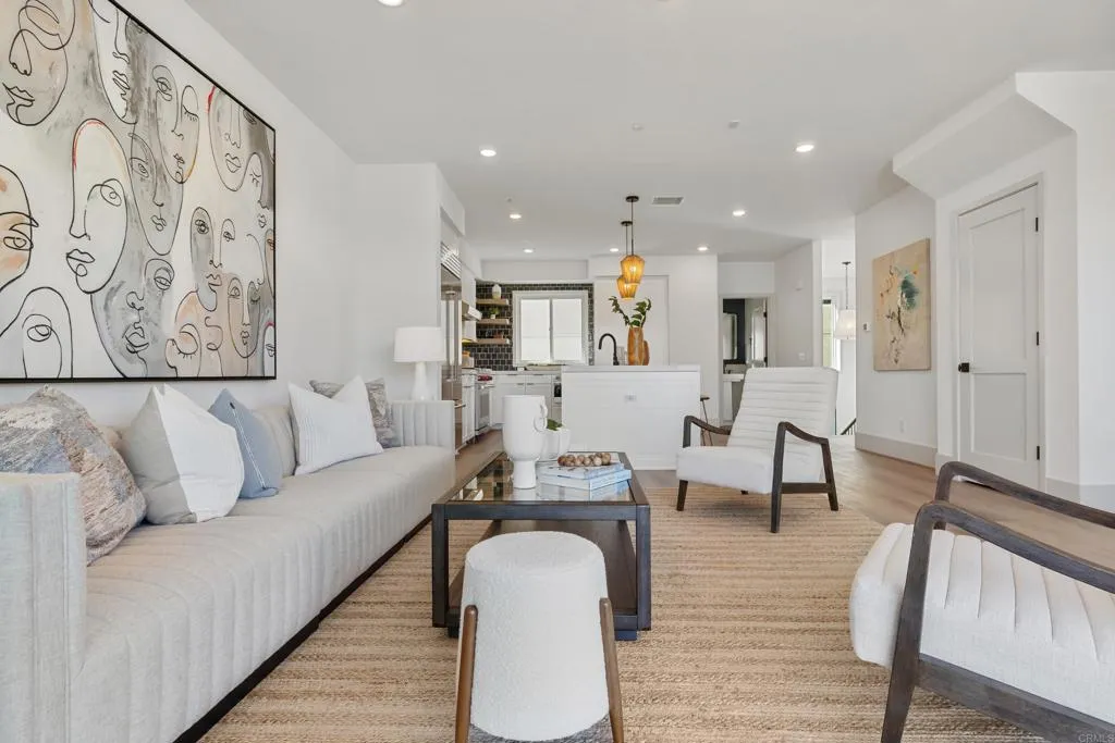 https://cdn.realtyfeed.com/cdn/127/306604575/66ac6b61f81836e5b15a8cdc39bc7bca.webp