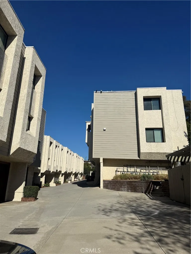 2621 E 20th Street Unit 15, Signal Hill, CA 90755