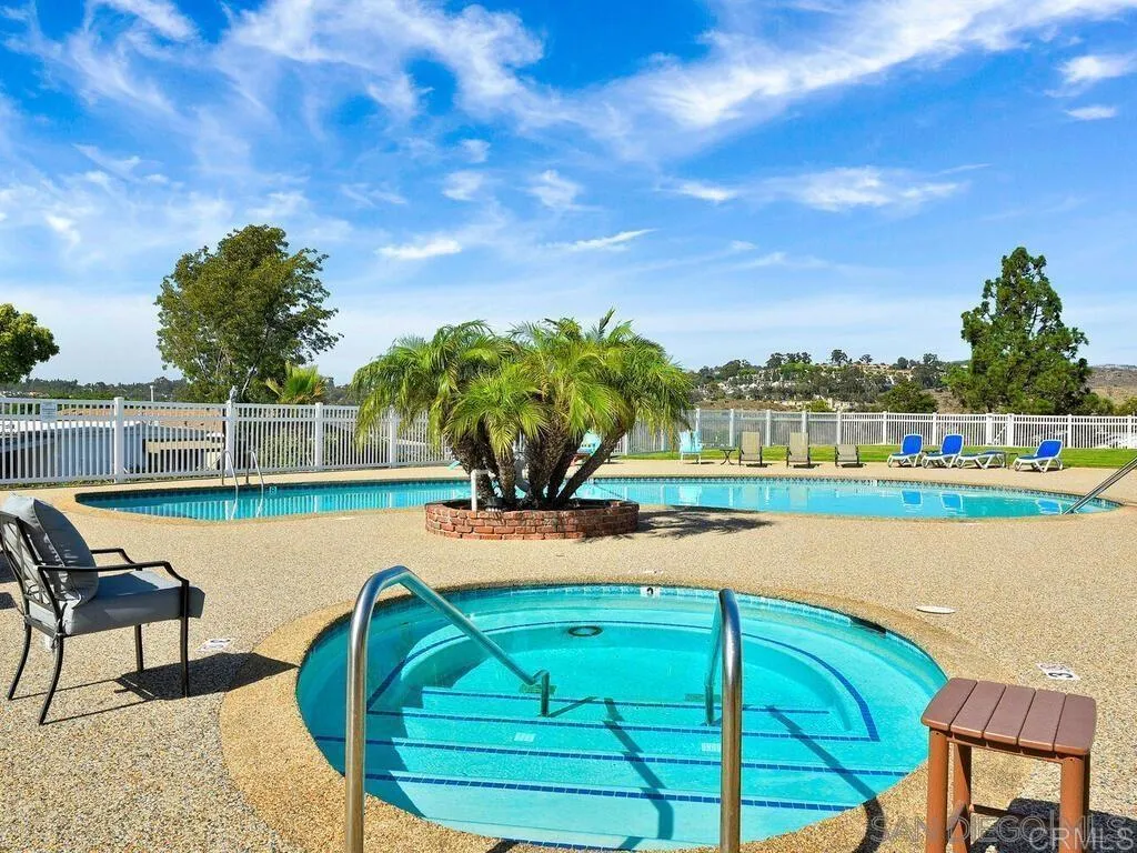 https://cdn.realtyfeed.com/cdn/127/306604680/98cb19694939a8e45cd0d8d078399671.webp