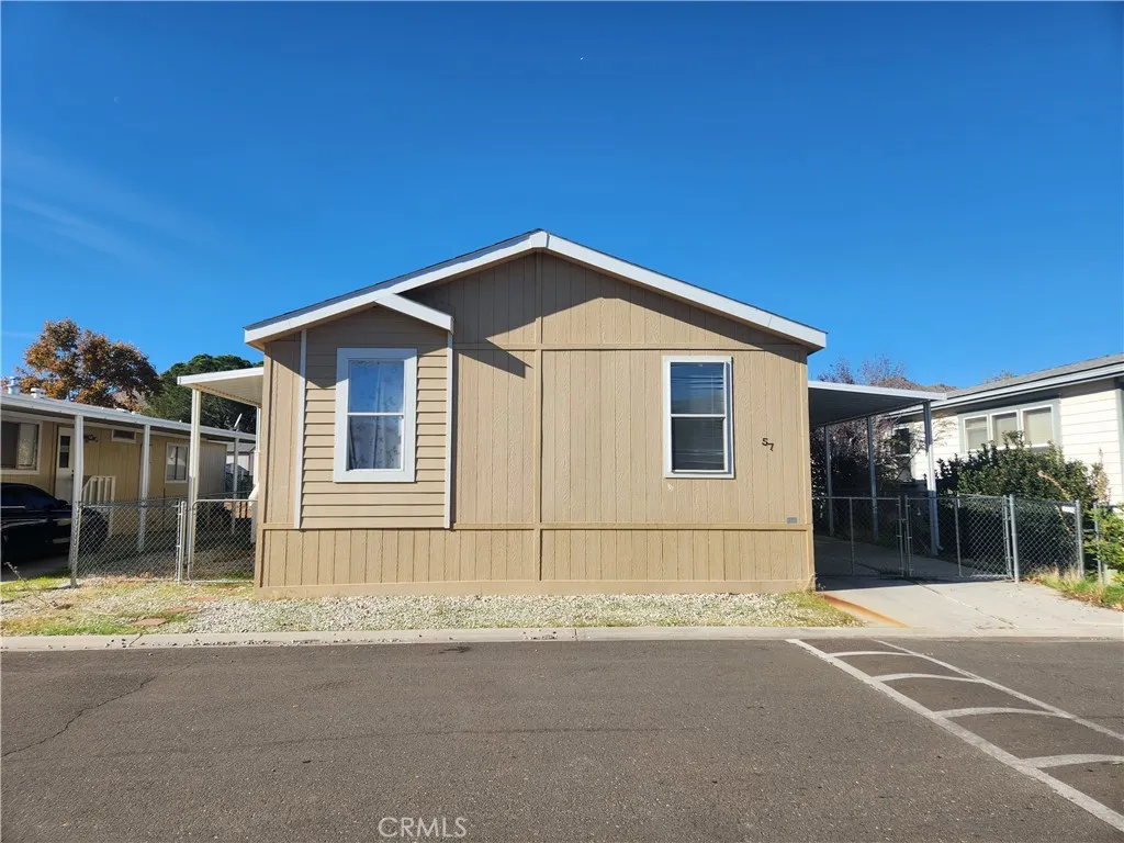 Apple Valley, CA 92307