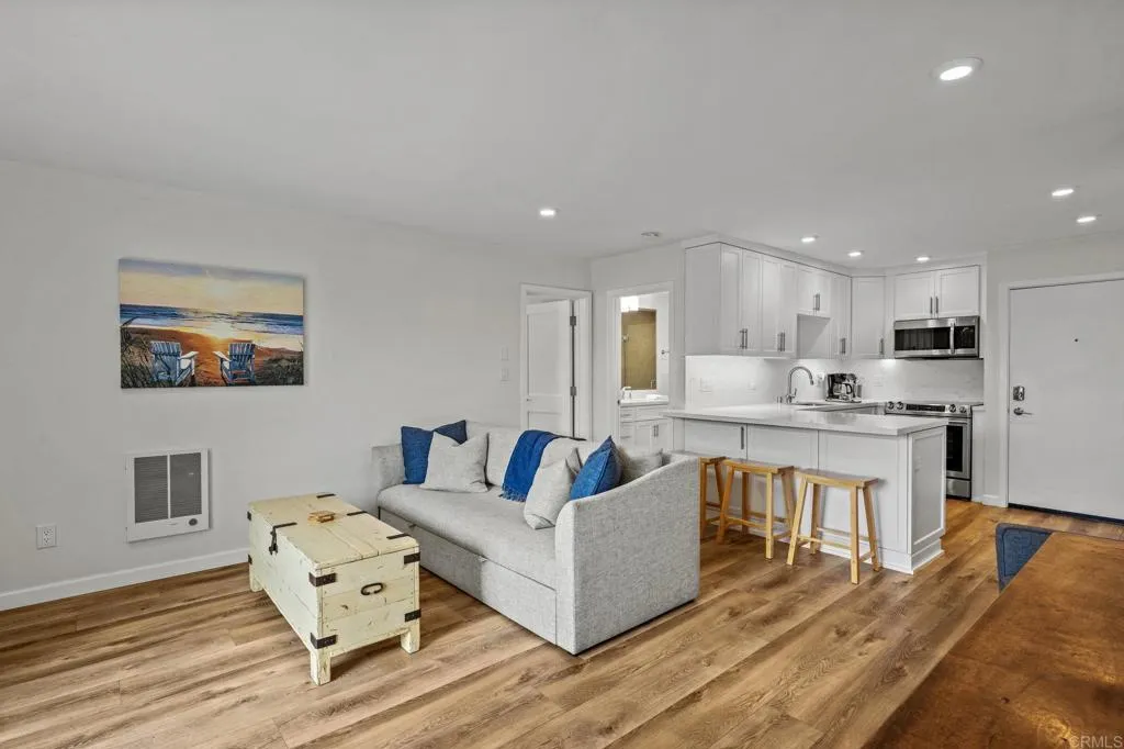 https://cdn.realtyfeed.com/cdn/127/306604764/fd2dd24729fdfd220d1b644bbd231767.webp