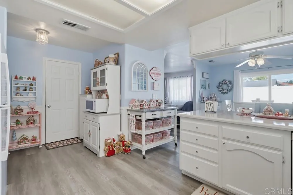https://cdn.realtyfeed.com/cdn/127/306604853/a0896c6259ba2b61f3d43e401c6d728b.webp