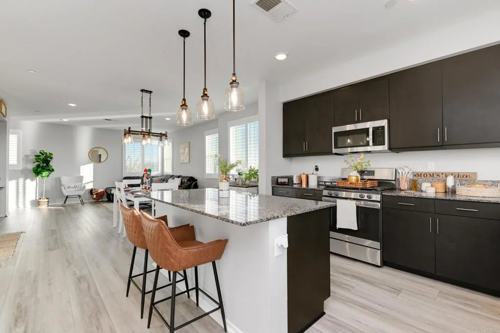 Photo #1: PTP2509170 Listing: Photo #1