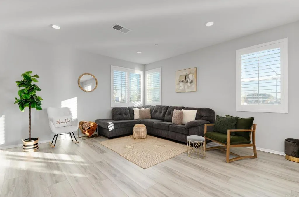 Photo #4: PTP2509170 Listing: Photo #4