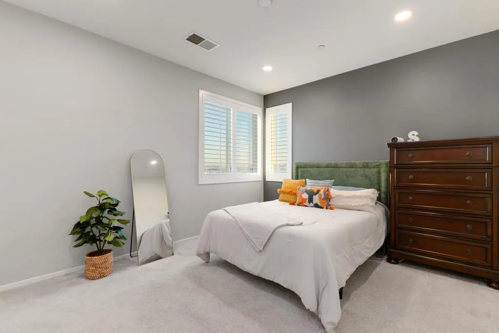 Photo #9: PTP2509170 Listing: Photo #9